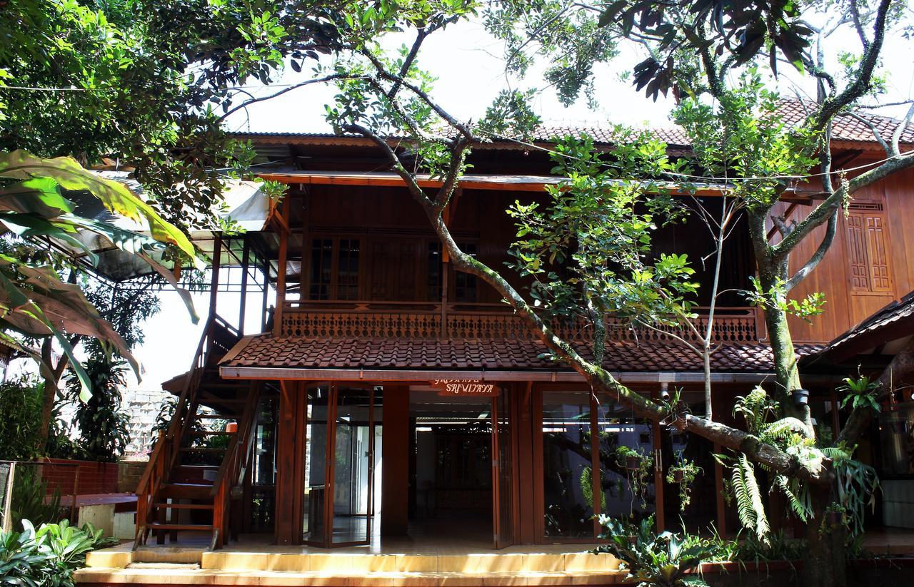 Reddoorz Hostel @ Dago 2 Bandung Exterior photo