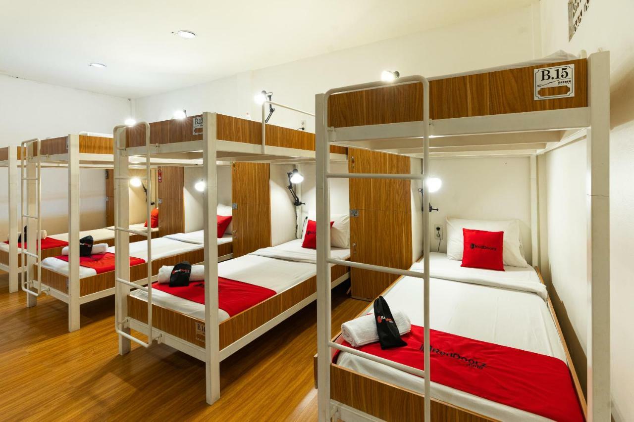 Reddoorz Hostel @ Dago 2 Bandung Exterior photo