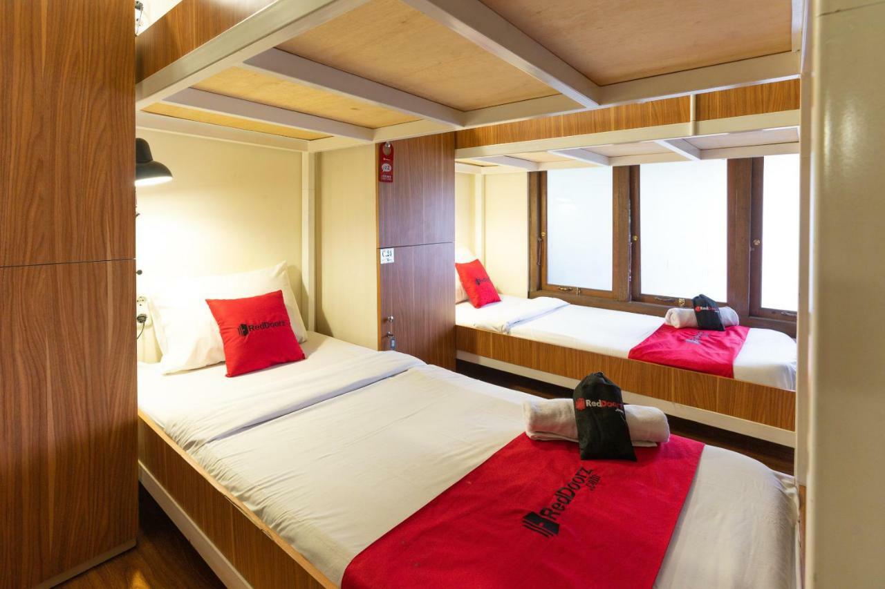 Reddoorz Hostel @ Dago 2 Bandung Exterior photo