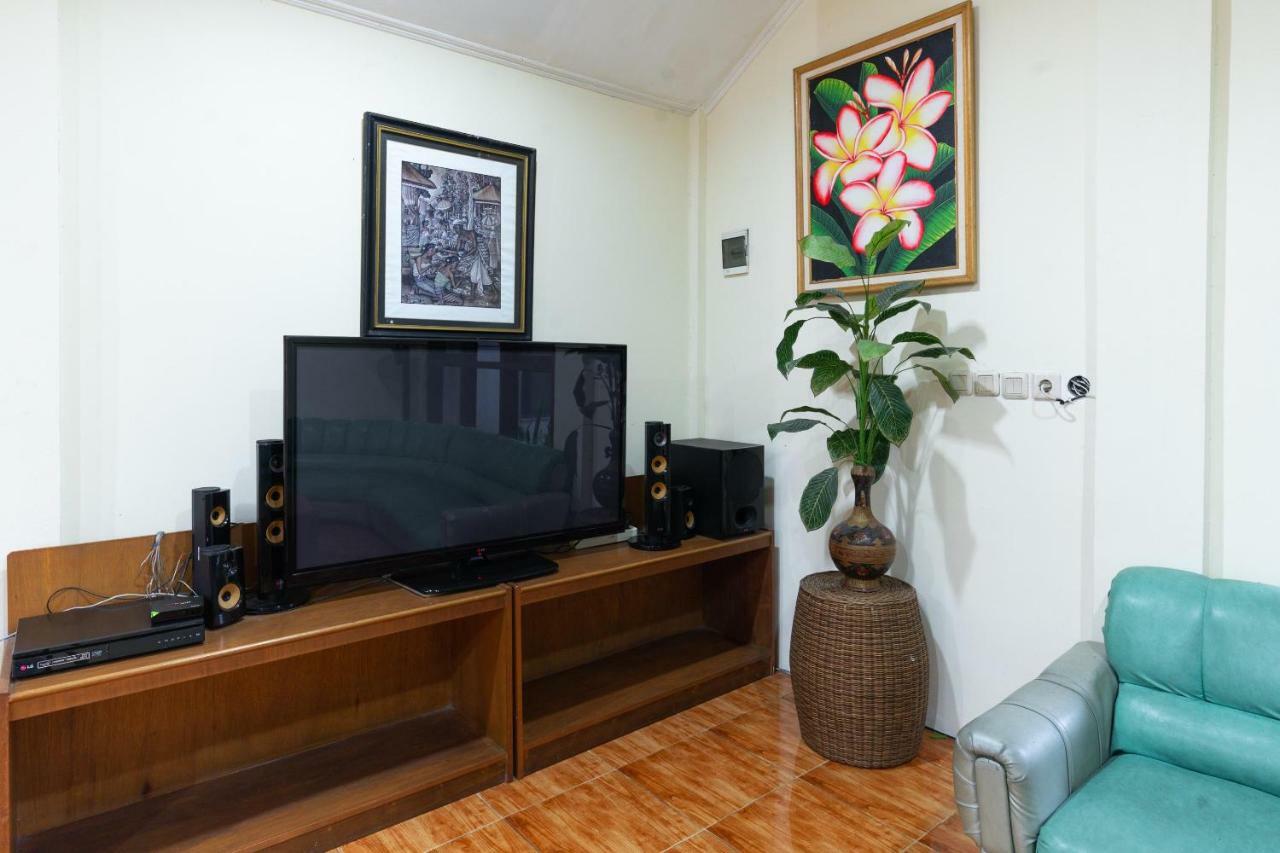 Reddoorz Hostel @ Dago 2 Bandung Exterior photo