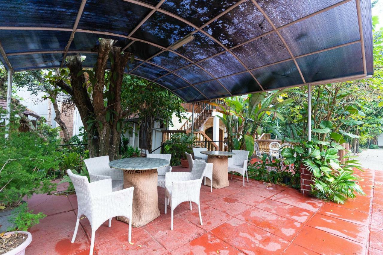 Reddoorz Hostel @ Dago 2 Bandung Exterior photo